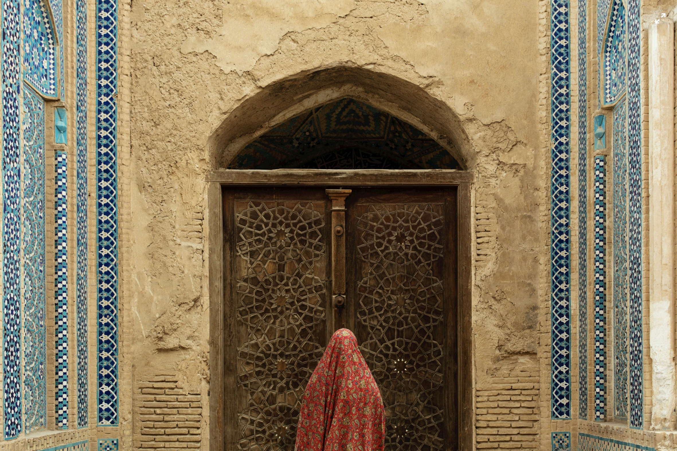 A Thousand Voices Hero Background